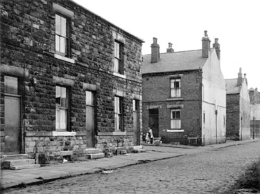 Borough Road, Batley, also shows children playing in Villiers Street.