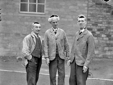 Employees at Hinchcliffe's, Denby Dale 	