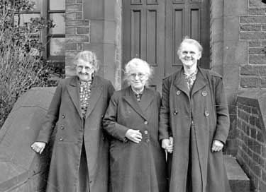 Outlane Octogenarian Guests of Honour at Outlane Trinity Methodist Women's Guild 	