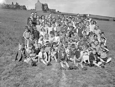 Children from Fieldhead and All Saints Home 	