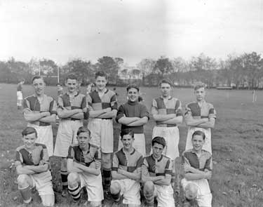 Youth Football Team 	