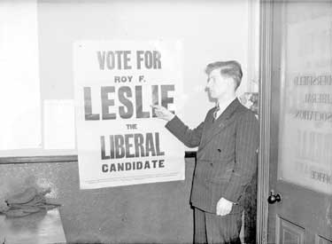 Mr Roy F Leslie, Liberal Candidate 	