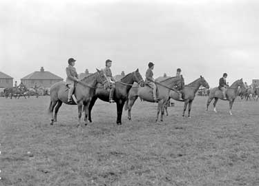 Lindley Show, Horse riders 	