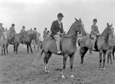 Lindley Show, Horse Riders 	