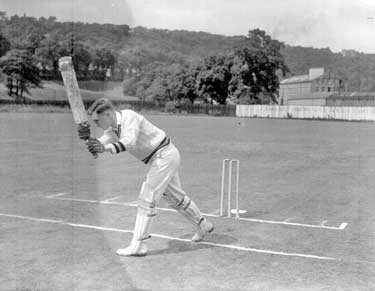 Cricket: Wilf Charlton 	