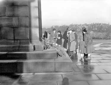 Remembrance day, soldier laying wreath, Greenhead Park, Huddersfield 	
