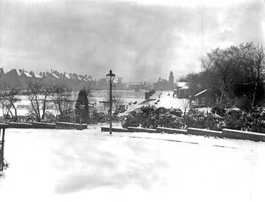 Greenhead Park, snow scene 	