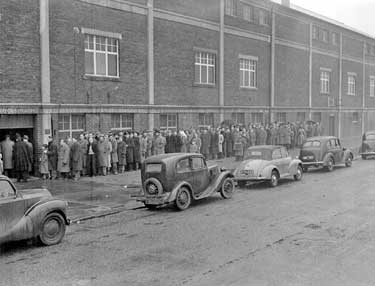Leeds Road ticket queue 	