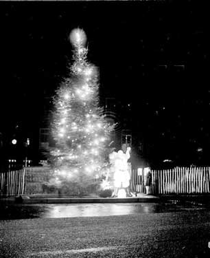 Slaithwaite Christmas Tree 	