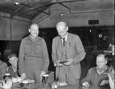 5th Duke of Wellington Old Comrades Association dinner, presentation to Major E.T. Broadbent 	