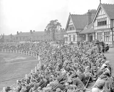 Cricket match: Yorkshire v Somerset at Fartown 	