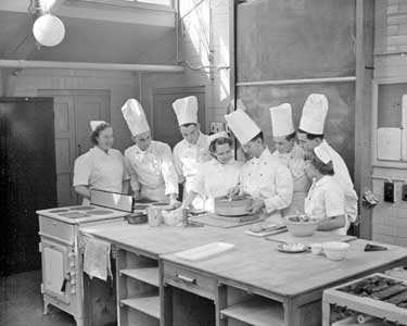 Technical college cookery class 	