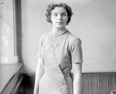 Miss. Z. Quantrill, Brockholes Coronation Queen 	