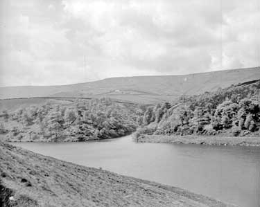 Reservoir at Holme 	