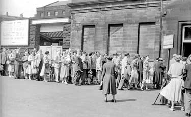 Queue for Blackpool at station 	