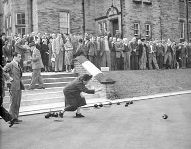Opening of the new Bowling Green at Storthes Hall, Huddersfield. 	