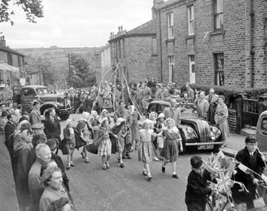 Parade to celebrate the Coronation 	