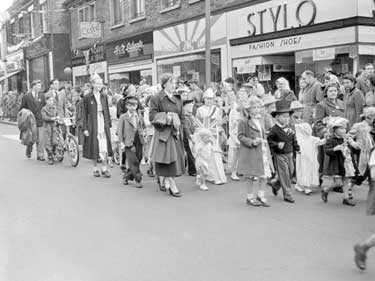 Parade to celebrate the Coronation, New Street, Huddersfield 	