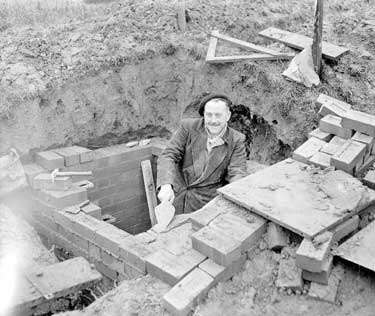 Mr Oakes builds his own house at Birkby, Huddersfield 	