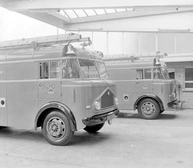 Fire Engines 	