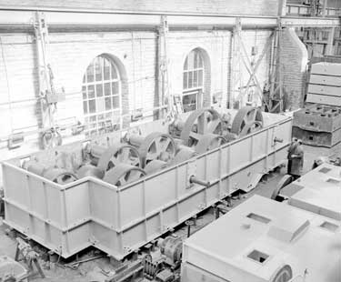 Giant gearbox, Thornton's Engineers, Turnbridge. 	