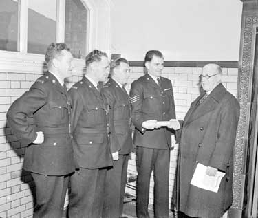 Presentation to four Mirfield Policemen at Dewsbury 	