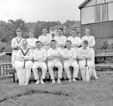Oakes County Youth Club Old Boys Cricket Team, Lumb Cup Final 	