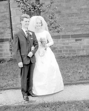 Reed/Smith wedding, St Barnabas, Crosland Moor, Huddersfield 	