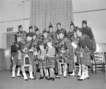 Huddersfield Scottish Pipe Band 	