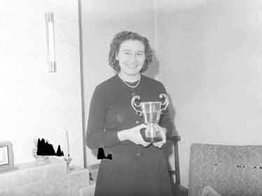 Mrs Joan M Shedro, Silver Trophy winner 	