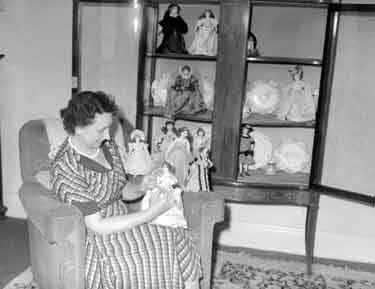 Mrs Dibb and Doll Collection, Broomfield Road, Fixby 	