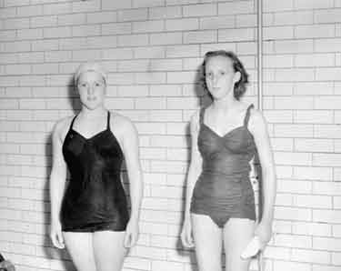 Longley Hall Swimming Gala 	