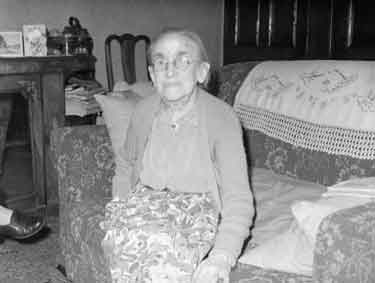 Mrs Fitten of Kirks Place aged 90 	