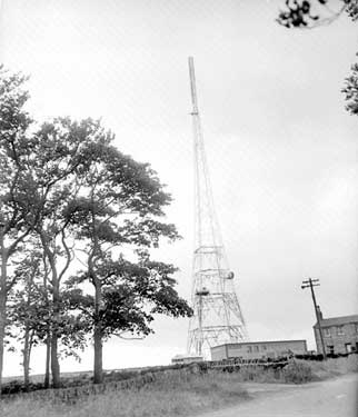 Emley Moor TV mast 	