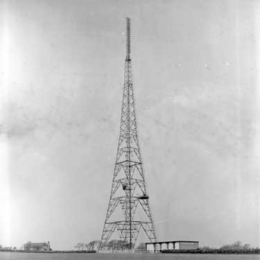 New 1250' TV Mast, Emley Moor 	