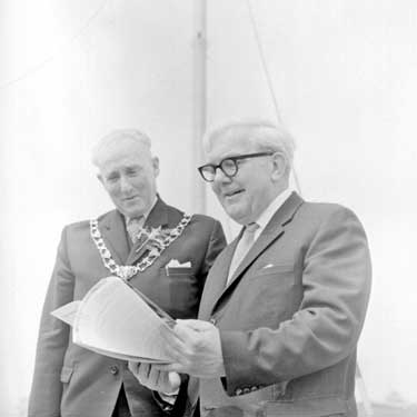 Lord Hull at Emley Moor TV mast with the Mayor.