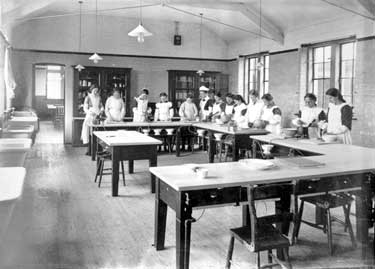 Whitcliffe Mount School, Cookery Room