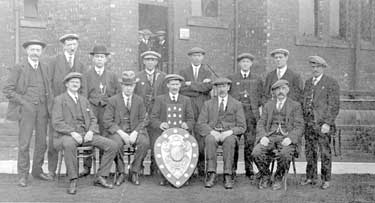 Moor End W.M.C. Dart Team Winners, HW League 1918-19