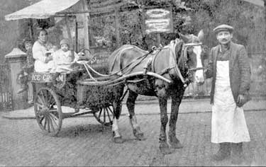 Family with horse and cart