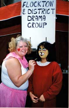 Flockton Amateur Drama Group: face painting at Pinderfields