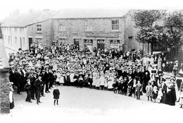 Independent Order of Oddfellows gathering in 1910. Good Intent Lodge commenced February 1832 and held their meetings every fourth Saturday at the Green Dragon Inn.