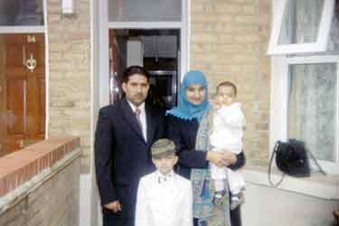 Tahir, Raheela and family (for Kim Strickson Project)