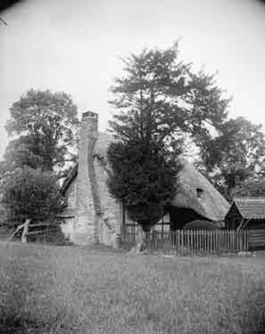 Flaxley, Cottage