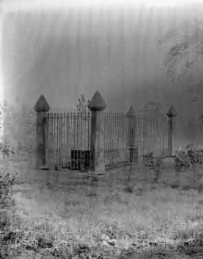 Kirklees, The Nuns Grave