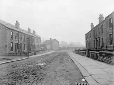 Huddersfield, Dewhurst Road, back to back houses