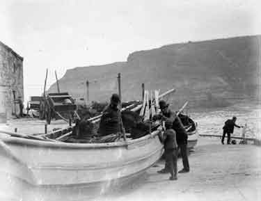 Staithes, old fishermen