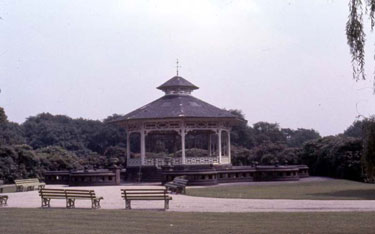 Greenhead Park - bandstand.