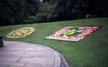 Greenhead Park - flowerbeds.