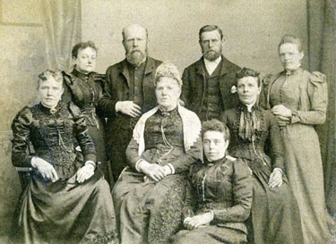 Group photograph - W. L. Berry, Gomersal.