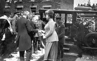 George V and Queen Mary visiting Batley.